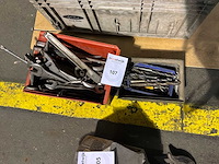 Partij handgereedschap en boren - afbeelding 1 van  3