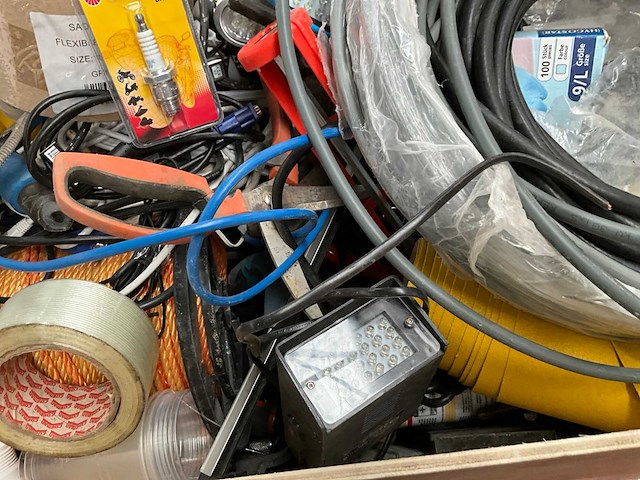 Partij handgereedschap en diversen - afbeelding 8 van  16