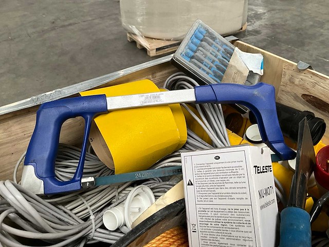 Partij handgereedschap en diversen - afbeelding 14 van  16