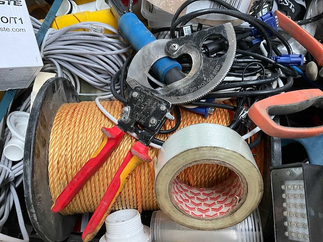 Partij handgereedschap en diversen - afbeelding 4 van  5