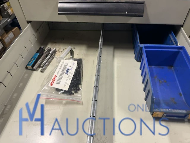 Partij handgereedschap en kleinmateriaal - afbeelding 1 van  2