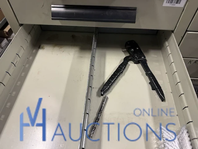 Partij handgereedschap en kleinmateriaal - afbeelding 2 van  2