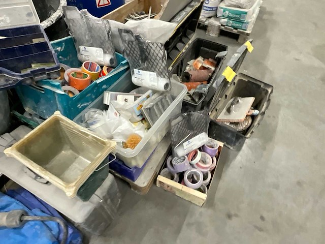 Partij handgereedschap, klemtangen, spanbanden en kleine bouwbenodigdheden - afbeelding 11 van  11
