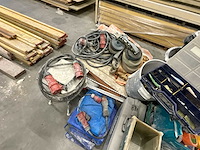 Partij handgereedschap, klemtangen, spanbanden en kleine bouwbenodigdheden - afbeelding 2 van  11
