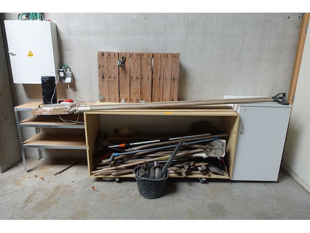 Partij handgereedschap - afbeelding 1 van  9