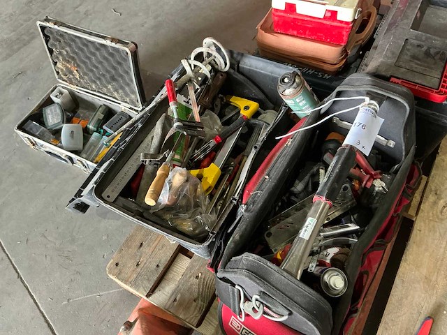 Partij handgereedschap - afbeelding 1 van  8