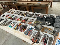 Partij handgereedschap - afbeelding 1 van  18