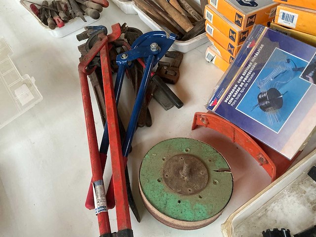 Partij handgereedschap - afbeelding 13 van  13