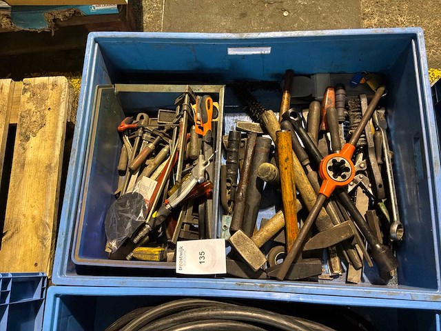 Partij handgereedschap - afbeelding 1 van  3