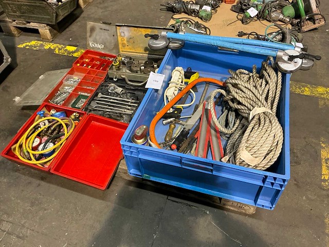 Partij handgereedschap - afbeelding 2 van  9