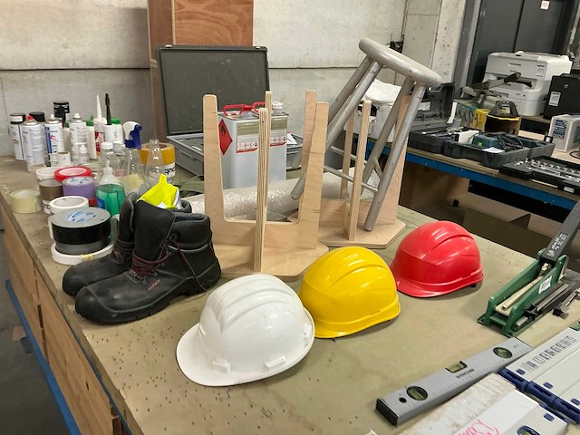 Partij handgereedschappen en diverse - afbeelding 4 van  5