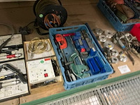 Partij handgereedschappen en machines - afbeelding 2 van  15
