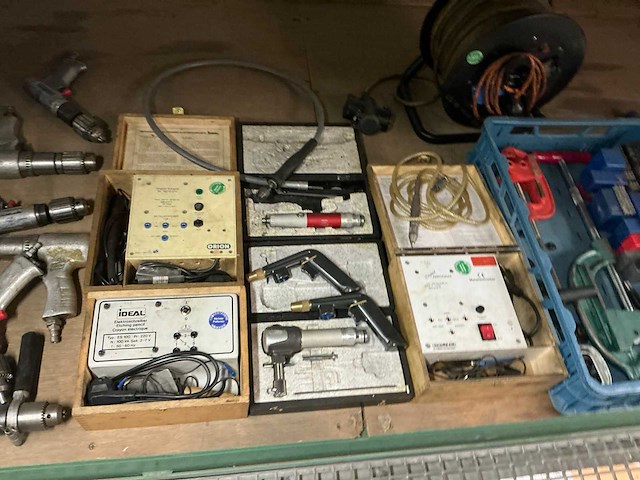 Partij handgereedschappen en machines - afbeelding 15 van  15