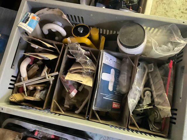 Partij handgereedschappen - afbeelding 10 van  11