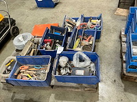 Partij handgereedschappen - afbeelding 1 van  11