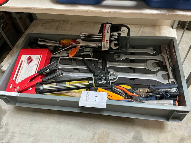 Partij handgereedschappen - afbeelding 1 van  4