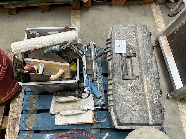 Partij handgereedschappen - afbeelding 1 van  9