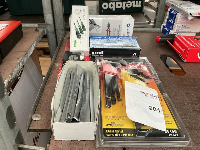 Partij handgereedschappen - afbeelding 1 van  3