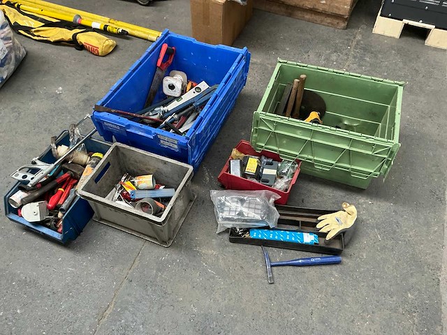 Partij handgereedschappen - afbeelding 1 van  6