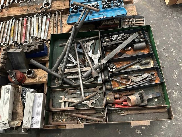 Partij handgereedschappen - afbeelding 6 van  7