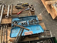 Partij handgereedschappen - afbeelding 7 van  7