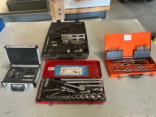 Partij handgereedschapssets (4x) - afbeelding 1 van  7