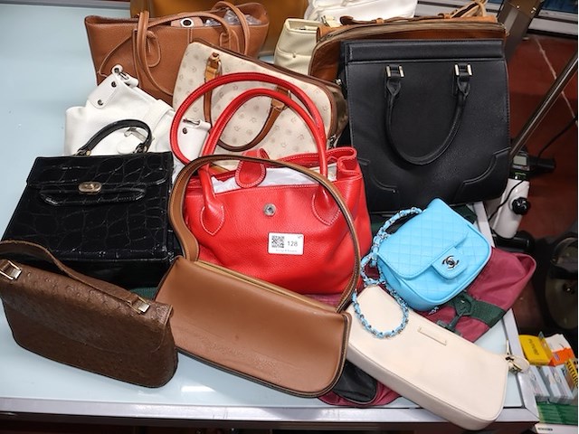 Partij handtassen (plm x17) - afbeelding 3 van  6