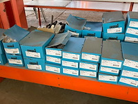 Partij hang- en sluitwerk - afbeelding 4 van  4