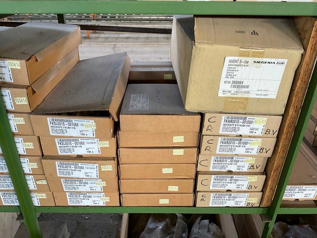 Partij hang- en sluitwerk - afbeelding 4 van  9