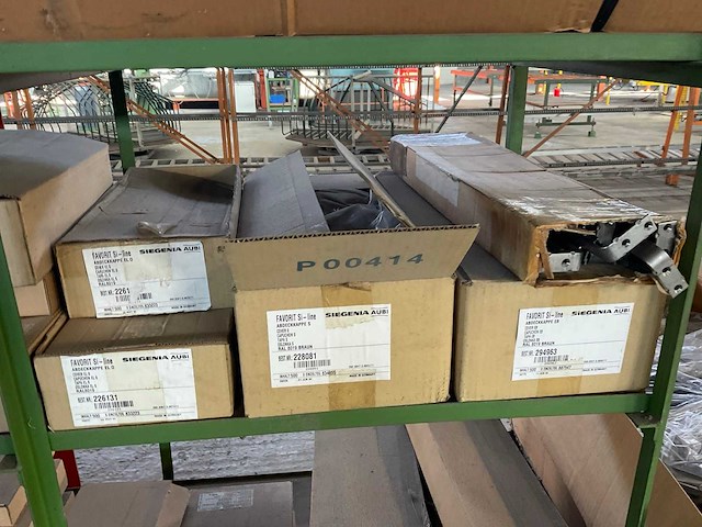 Partij hang- en sluitwerk - afbeelding 8 van  9