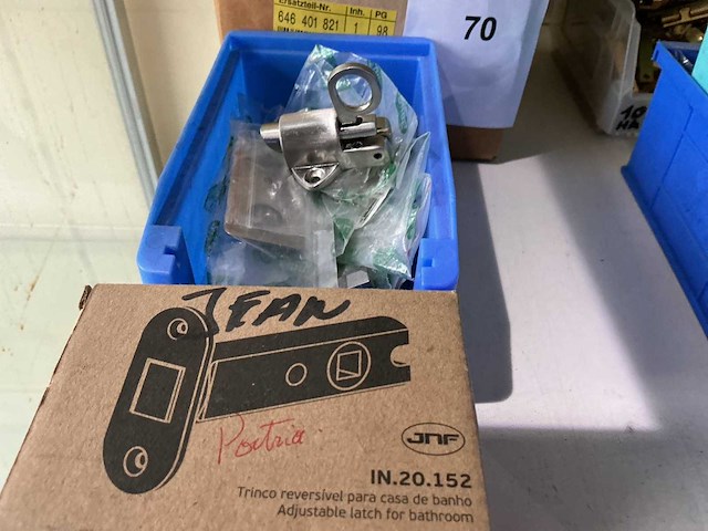 Partij hang en sluitwerk - afbeelding 2 van  3