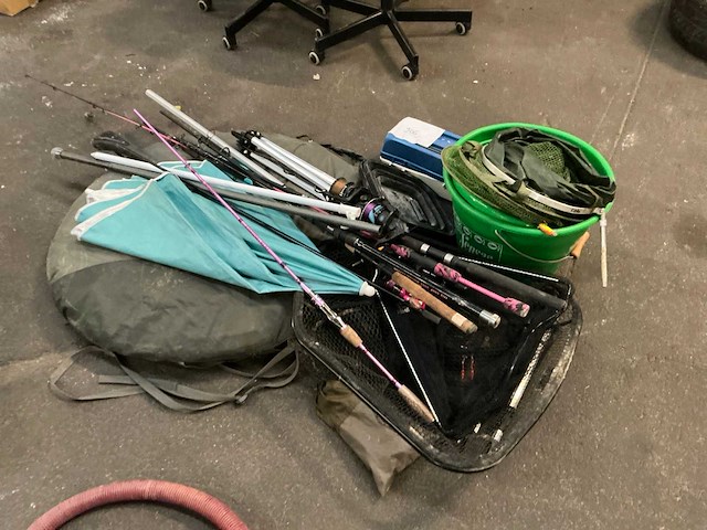 Partij hengelsport - afbeelding 1 van  8