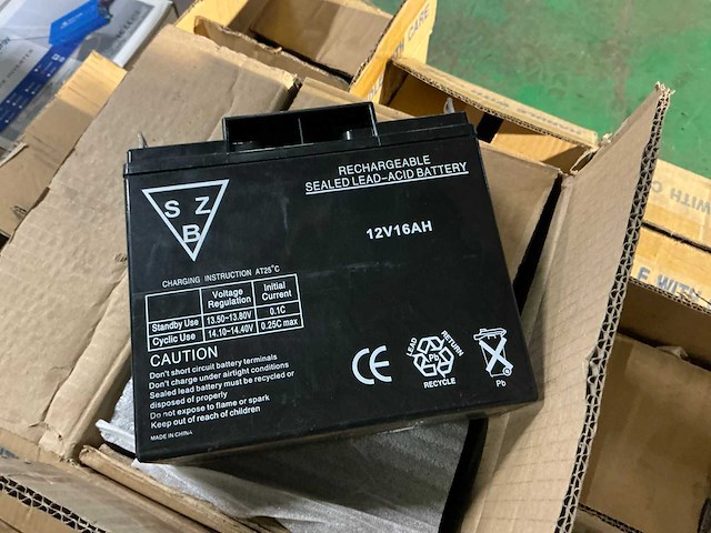 Partij herlaadbare batterijen - afbeelding 3 van  5