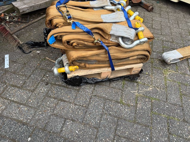 Partij hijsbanden 12 ton (9x) - afbeelding 1 van  1