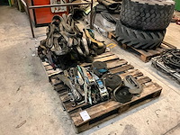 Partij hijsbanden en riemen - afbeelding 1 van  5