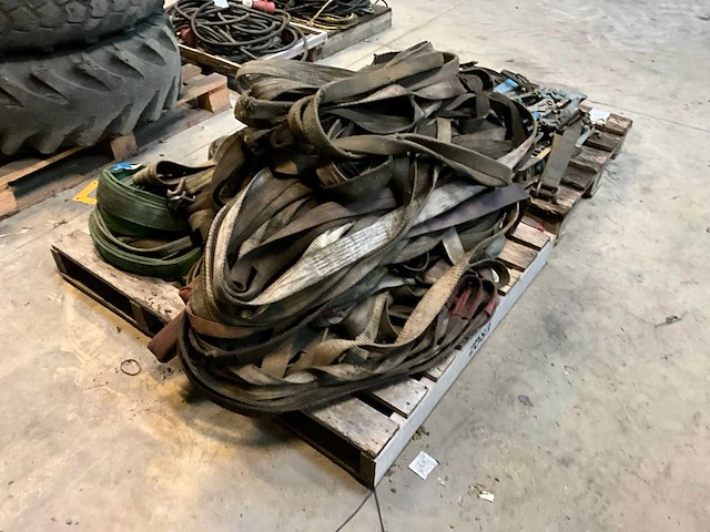 Partij hijsbanden en riemen - afbeelding 4 van  5