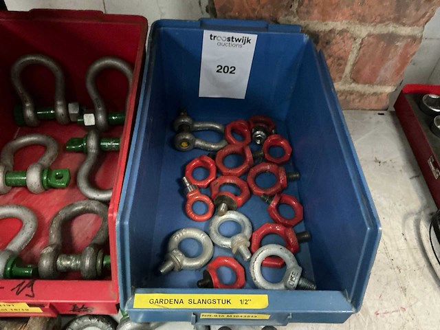 Partij hijsogen en d sluitingen - afbeelding 2 van  4