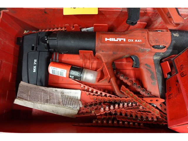 Partij hilti - afbeelding 2 van  3