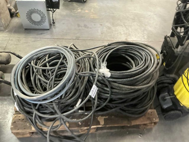 Partij hogedrukreinigerslangen - afbeelding 2 van  3