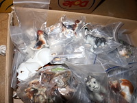 Partij honden beelden - afbeelding 4 van  6