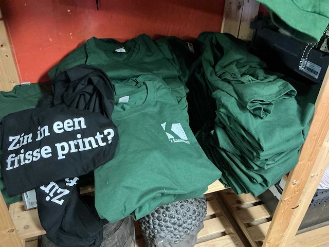 Partij hoodies en t-shirts - afbeelding 2 van  7