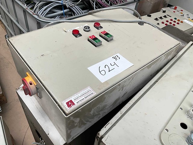 Partij hoofdschakelkasten - afbeelding 2 van  13