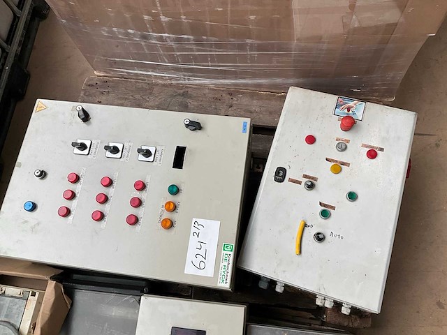 Partij hoofdschakelkasten - afbeelding 6 van  13