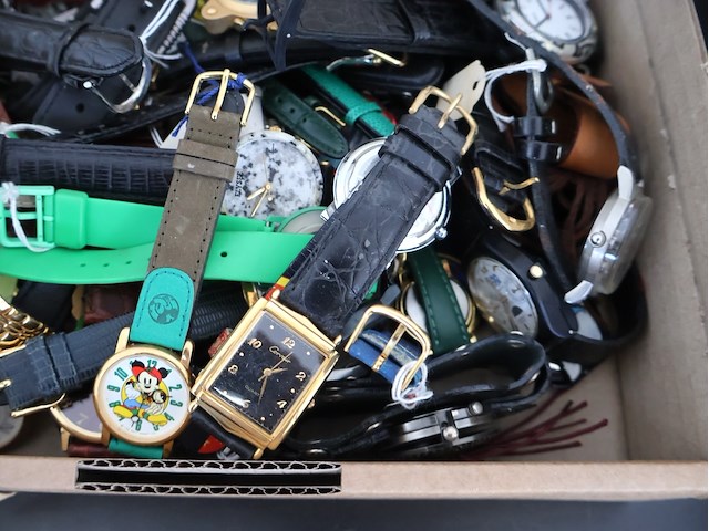 Partij horloge oud nieuw - afbeelding 6 van  6