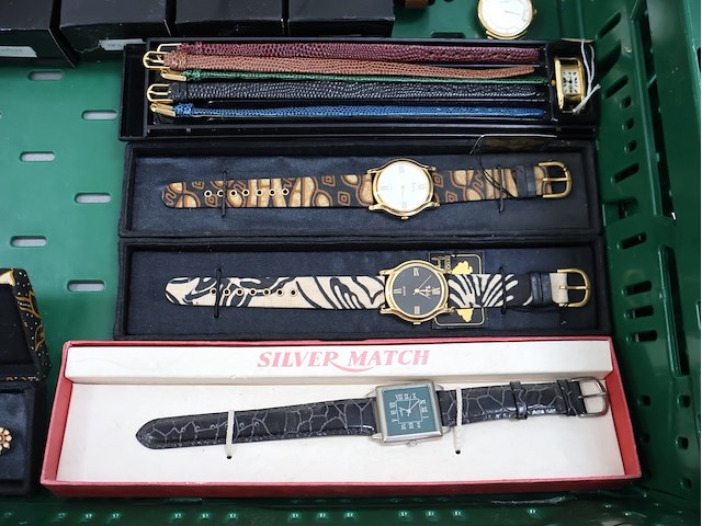 Partij horloge - afbeelding 4 van  5