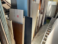 Partij hout- en plaatmateriaal - afbeelding 1 van  12