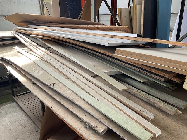 Partij hout- en plaatmateriaal - afbeelding 9 van  12