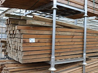 Partij hout 2.40m - afbeelding 1 van  1