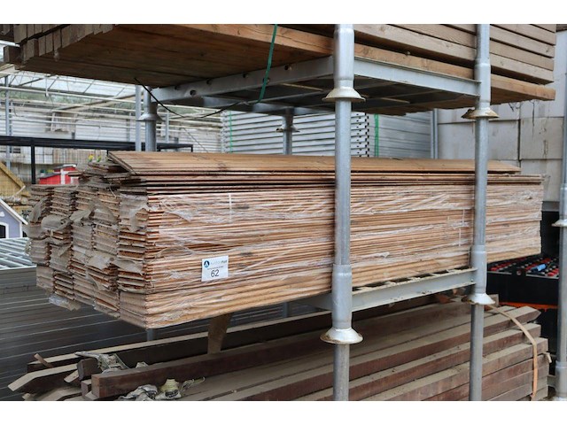 Partij hout 2.60m - afbeelding 1 van  1