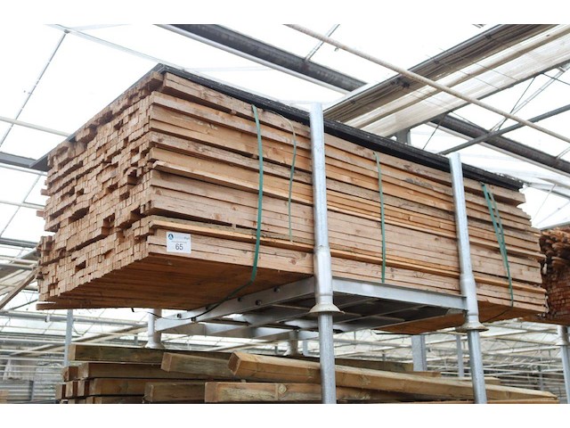 Partij hout 2.70m - afbeelding 1 van  1